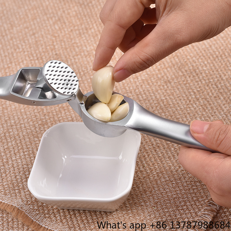 عصارة ثوم يدوية من سبيكة الزنك - مراجعة Kitchen Gadgets Garlic وسعره