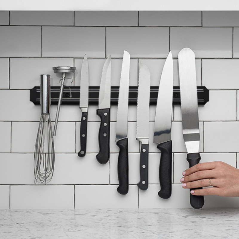 سكين مثبت على الحائط من الفولا - مراجعة Magnetic Knife Strip وسعره